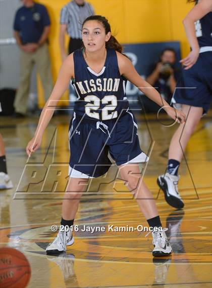 Thumbnail 1 in Mission Prep vs. Flintridge Prep (CIF SS D5AA Final) photogallery.