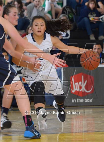 Thumbnail 2 in Mission Prep vs. Flintridge Prep (CIF SS D5AA Final) photogallery.