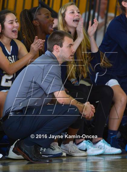 Thumbnail 2 in Mission Prep vs. Flintridge Prep (CIF SS D5AA Final) photogallery.