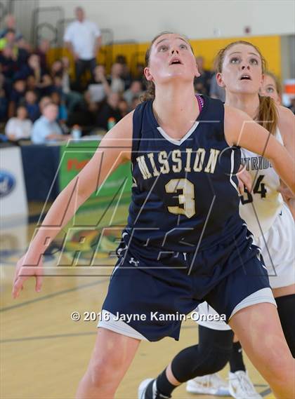 Thumbnail 3 in Mission Prep vs. Flintridge Prep (CIF SS D5AA Final) photogallery.