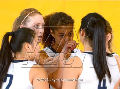 Thumbnail 3 in Mission Prep vs. Flintridge Prep (CIF SS D5AA Final) photogallery.