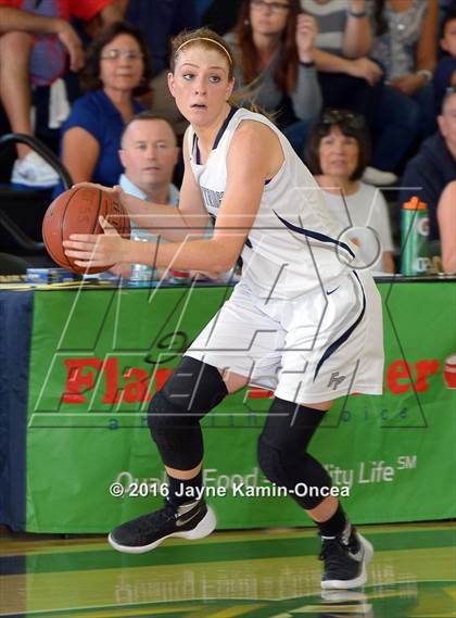 Thumbnail 3 in Mission Prep vs. Flintridge Prep (CIF SS D5AA Final) photogallery.
