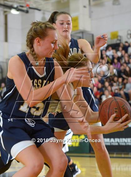 Thumbnail 3 in Mission Prep vs. Flintridge Prep (CIF SS D5AA Final) photogallery.