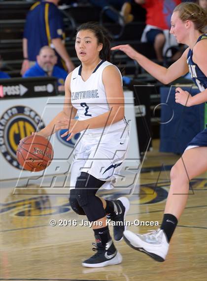 Thumbnail 3 in Mission Prep vs. Flintridge Prep (CIF SS D5AA Final) photogallery.
