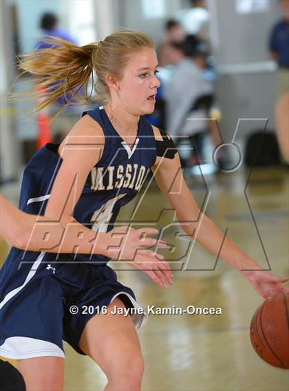 Thumbnail 3 in Mission Prep vs. Flintridge Prep (CIF SS D5AA Final) photogallery.