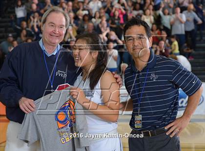Thumbnail 2 in Mission Prep vs. Flintridge Prep (CIF SS D5AA Final) photogallery.