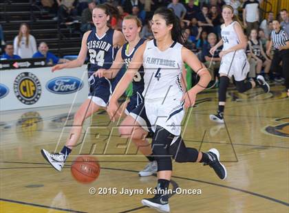 Thumbnail 2 in Mission Prep vs. Flintridge Prep (CIF SS D5AA Final) photogallery.