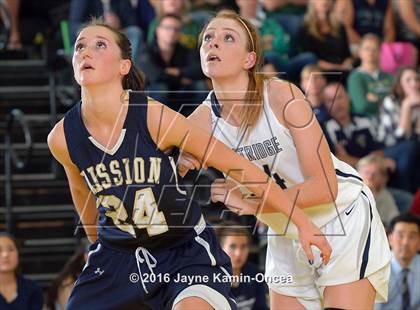 Thumbnail 3 in Mission Prep vs. Flintridge Prep (CIF SS D5AA Final) photogallery.