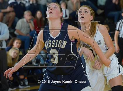 Thumbnail 2 in Mission Prep vs. Flintridge Prep (CIF SS D5AA Final) photogallery.