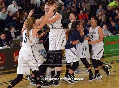 Thumbnail 2 in Mission Prep vs. Flintridge Prep (CIF SS D5AA Final) photogallery.