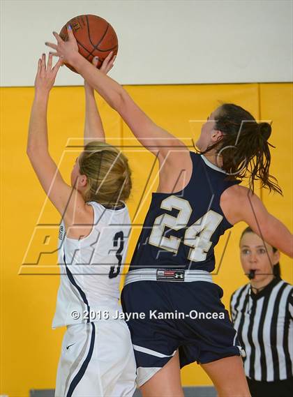 Thumbnail 3 in Mission Prep vs. Flintridge Prep (CIF SS D5AA Final) photogallery.