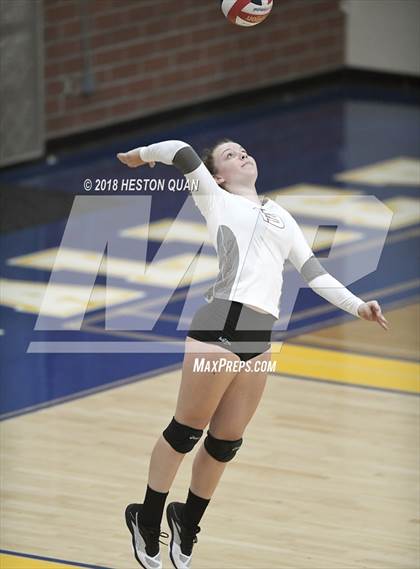 Thumbnail 2 in Esperanza vs Fountain Valley (Dave Mohs Tournament) photogallery.