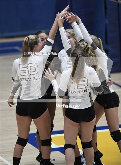 Thumbnail 1 in Esperanza vs Fountain Valley (Dave Mohs Tournament) photogallery.