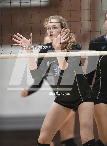 Thumbnail 1 in Esperanza vs Fountain Valley (Dave Mohs Tournament) photogallery.