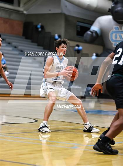 Thumbnail 1 in Hoover @ Clovis North photogallery.