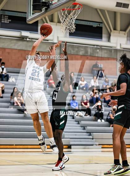 Thumbnail 1 in Hoover @ Clovis North photogallery.