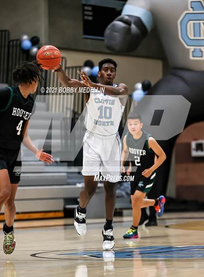Thumbnail 1 in Hoover @ Clovis North photogallery.