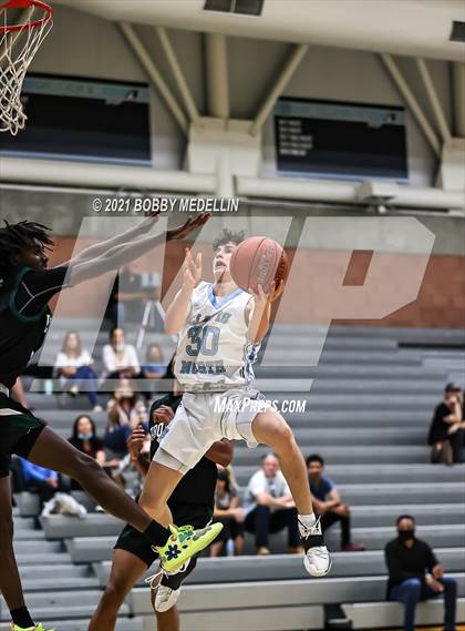Thumbnail 2 in Hoover @ Clovis North photogallery.