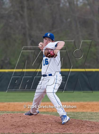 Thumbnail 1 in Wilton @ Ludlowe photogallery.