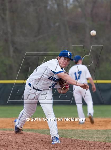Thumbnail 3 in Wilton @ Ludlowe photogallery.