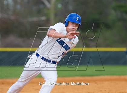 Thumbnail 1 in Wilton @ Ludlowe photogallery.