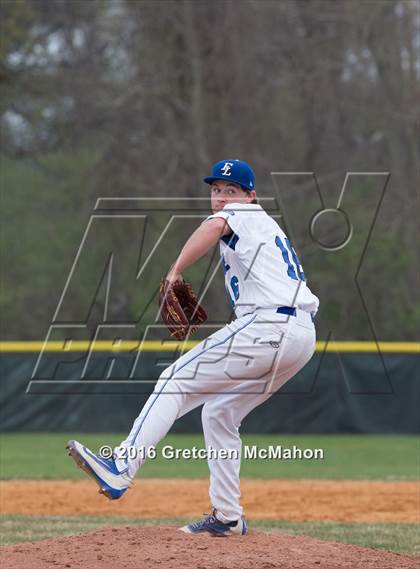 Thumbnail 2 in Wilton @ Ludlowe photogallery.