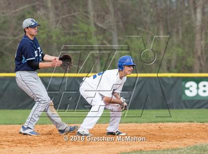 Thumbnail 2 in Wilton @ Ludlowe photogallery.