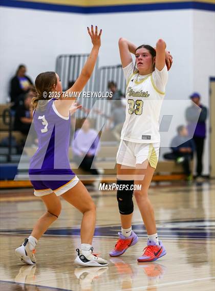 Thumbnail 1 in Munday @ Perrin-Whitt photogallery.