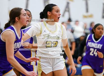 Thumbnail 1 in Munday @ Perrin-Whitt photogallery.