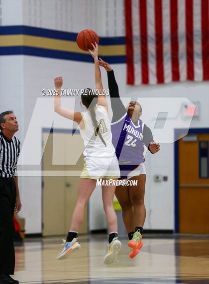 Thumbnail 2 in Munday @ Perrin-Whitt photogallery.