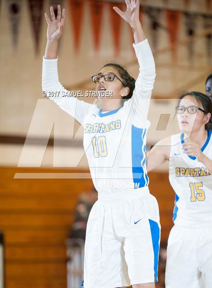 Thumbnail 2 in Emery vs. Averroes (CSD Classic) photogallery.