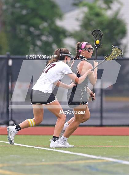 Thumbnail 1 in Joel Barlow @ East Lyme (CIAC Class M Semifinal) photogallery.
