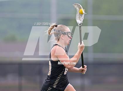Thumbnail 2 in Joel Barlow @ East Lyme (CIAC Class M Semifinal) photogallery.