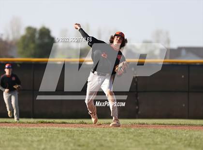 Thumbnail 2 in Amanda-Clearcreek @ Circleville photogallery.