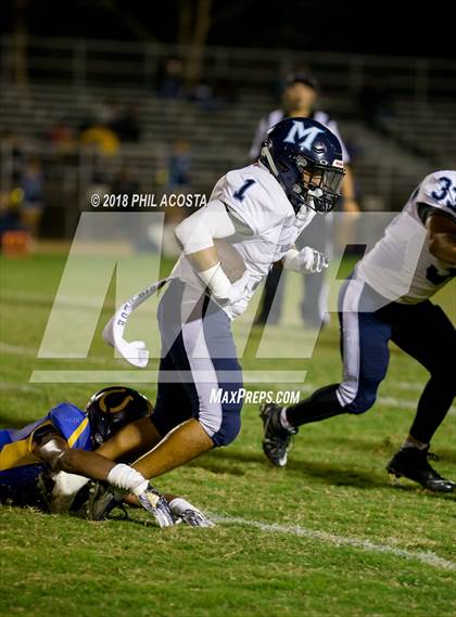 Thumbnail 3 in Wilson vs Marshall photogallery.