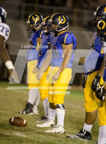 Thumbnail 3 in Wilson vs Marshall photogallery.