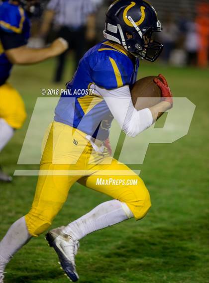 Thumbnail 2 in Wilson vs Marshall photogallery.
