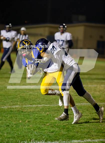 Thumbnail 3 in Wilson vs Marshall photogallery.