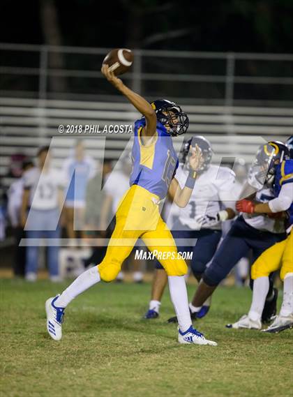 Thumbnail 2 in Wilson vs Marshall photogallery.