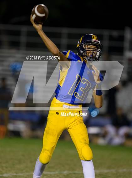 Thumbnail 3 in Wilson vs Marshall photogallery.