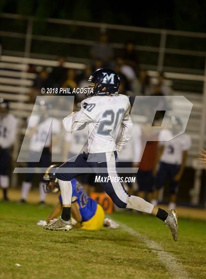 Thumbnail 2 in Wilson vs Marshall photogallery.