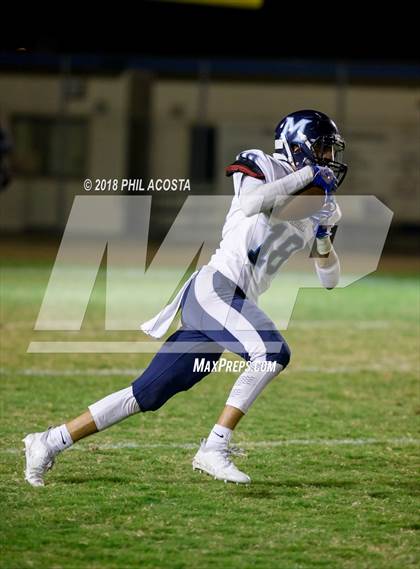 Thumbnail 3 in Wilson vs Marshall photogallery.