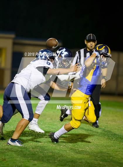 Thumbnail 3 in Wilson vs Marshall photogallery.