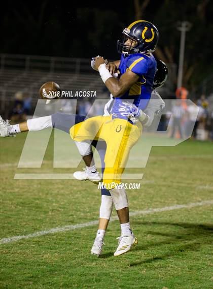 Thumbnail 3 in Wilson vs Marshall photogallery.