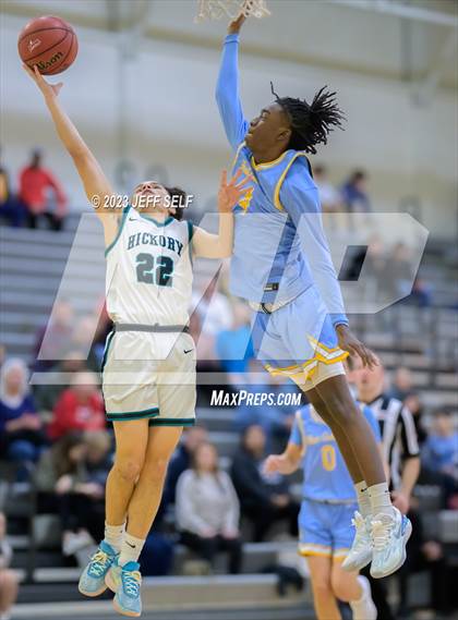 Thumbnail 3 in First Colonial @ Hickory photogallery.