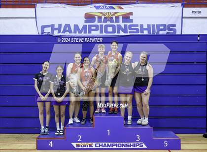 Thumbnail 1 in AIA D1/D2 Badminton Awards (Singles/Doubles) photogallery.