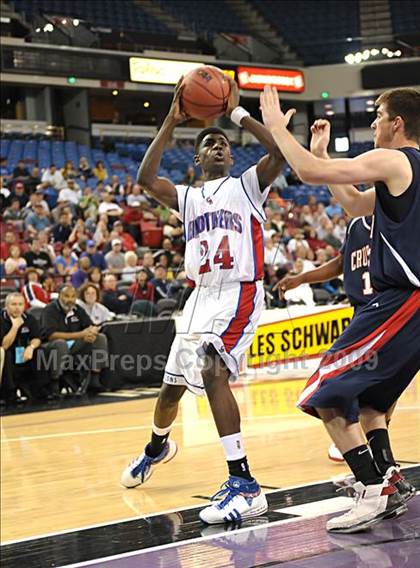 Thumbnail 3 in Christian Brothers vs. Modesto Christian (CIF SJS D4 Final) photogallery.