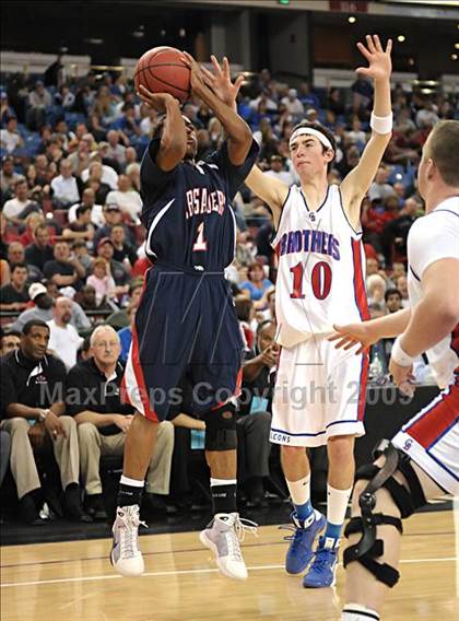 Thumbnail 2 in Christian Brothers vs. Modesto Christian (CIF SJS D4 Final) photogallery.