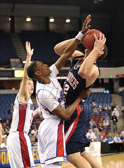 Thumbnail 1 in Christian Brothers vs. Modesto Christian (CIF SJS D4 Final) photogallery.