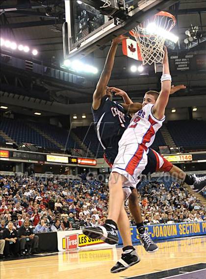 Thumbnail 3 in Christian Brothers vs. Modesto Christian (CIF SJS D4 Final) photogallery.